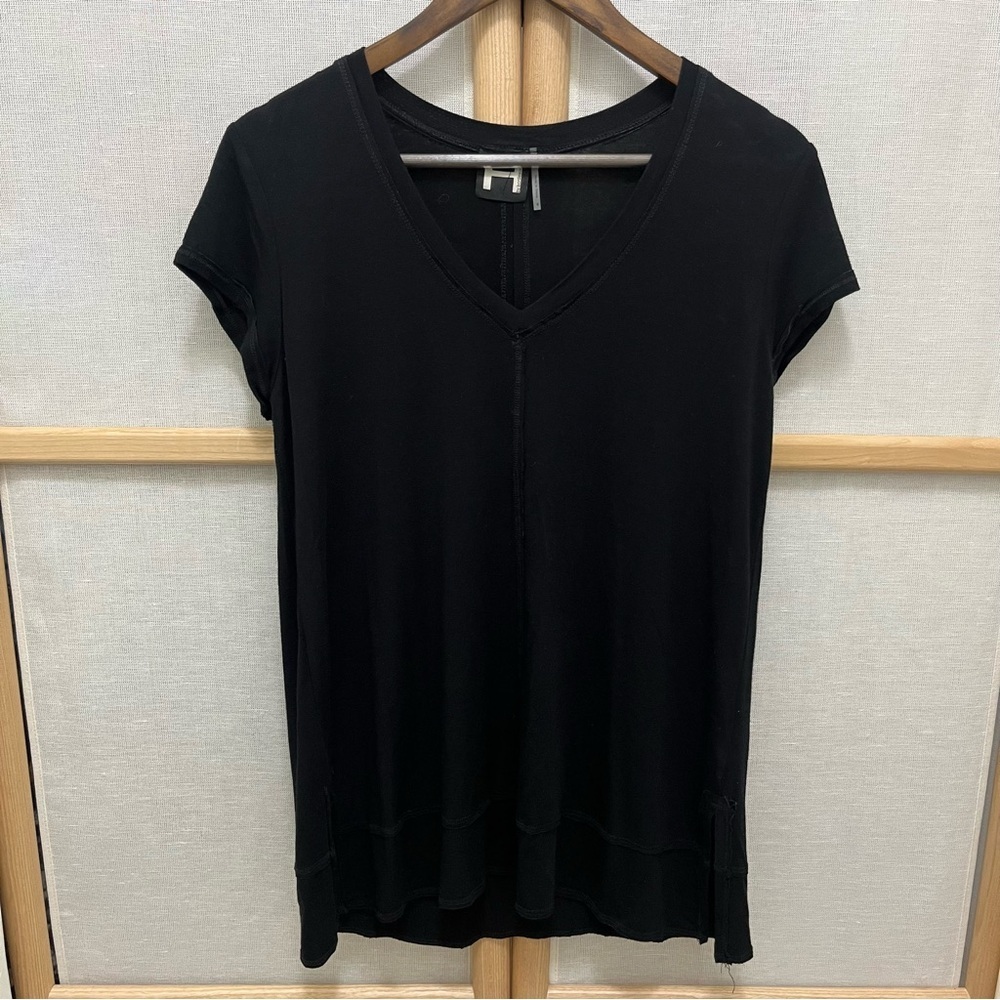 H by bordeaux Black V-Neck Tunic Top Size M